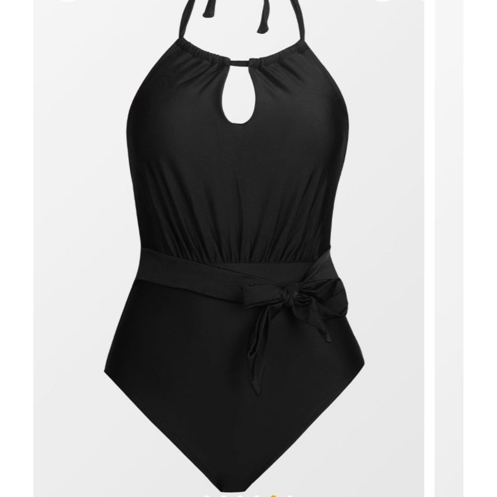 One Piece Swimsuit NWT Size Medium